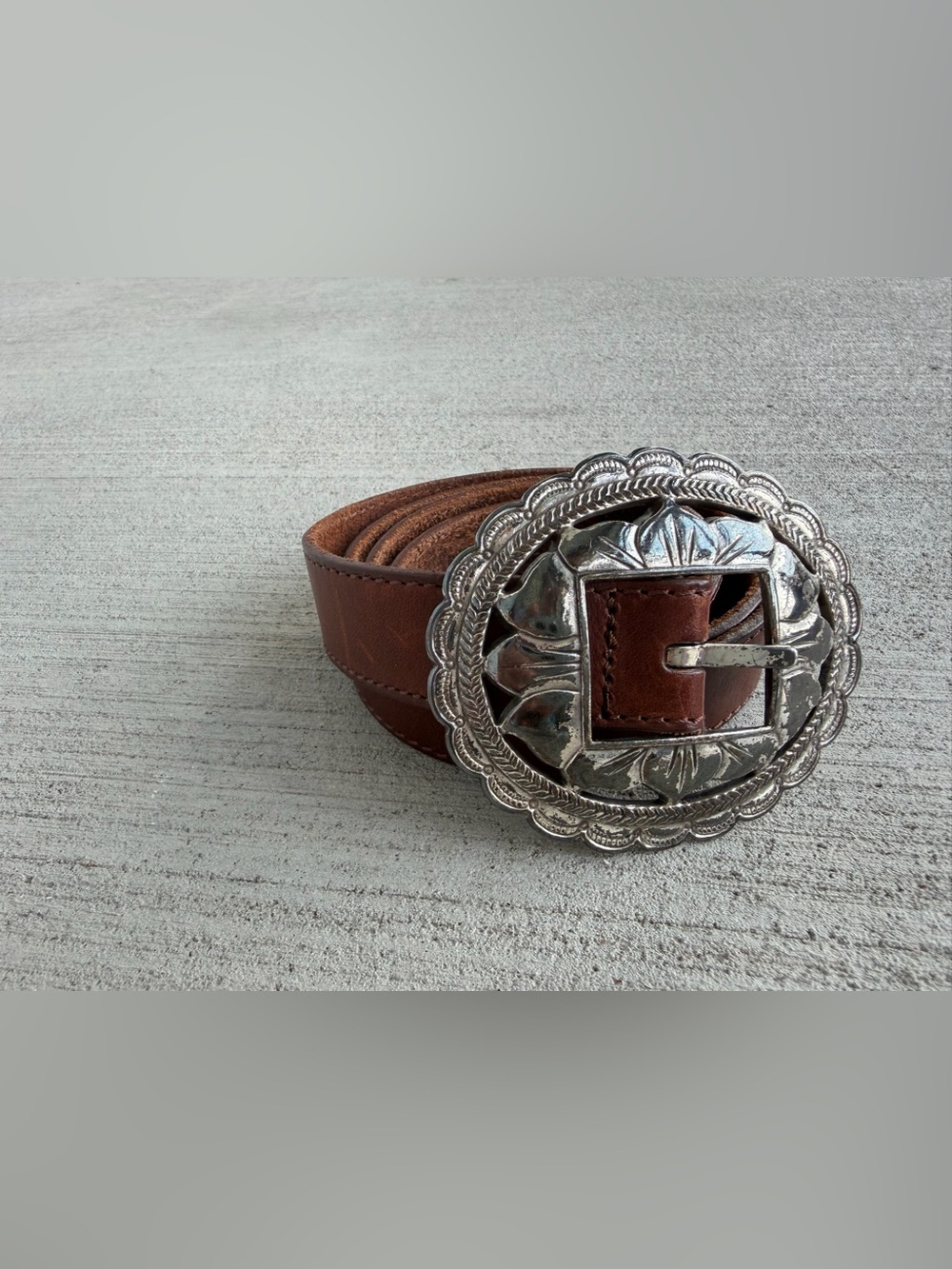 Fossil Brown Leather Belt Silver Western Concho Buckle Size M 37.5”